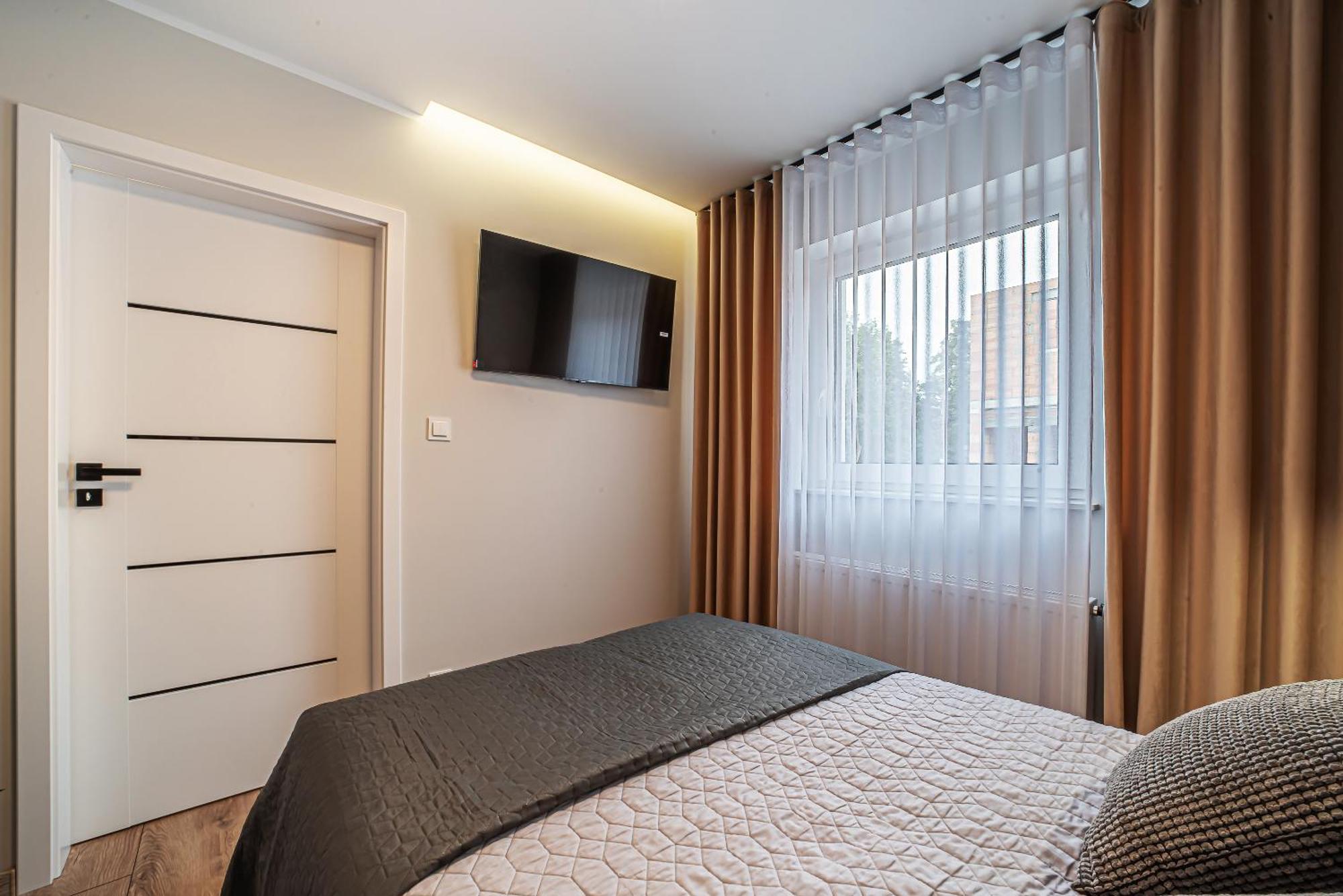 Apartament Labradoryt, Klimatyzacja, Parking Priv Boleslawiec  Exterior foto